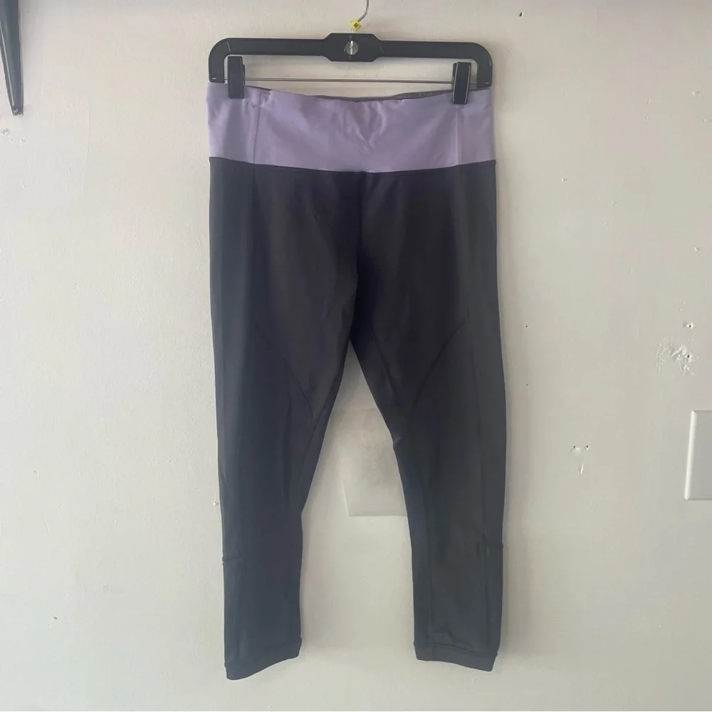 Lululemon Gray Purple Athletic Cropped Leggings - 27062